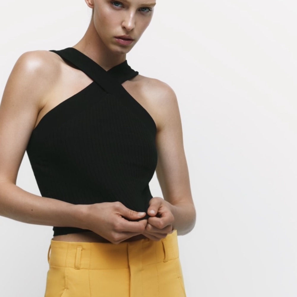 Zara Ribbed Halter Top